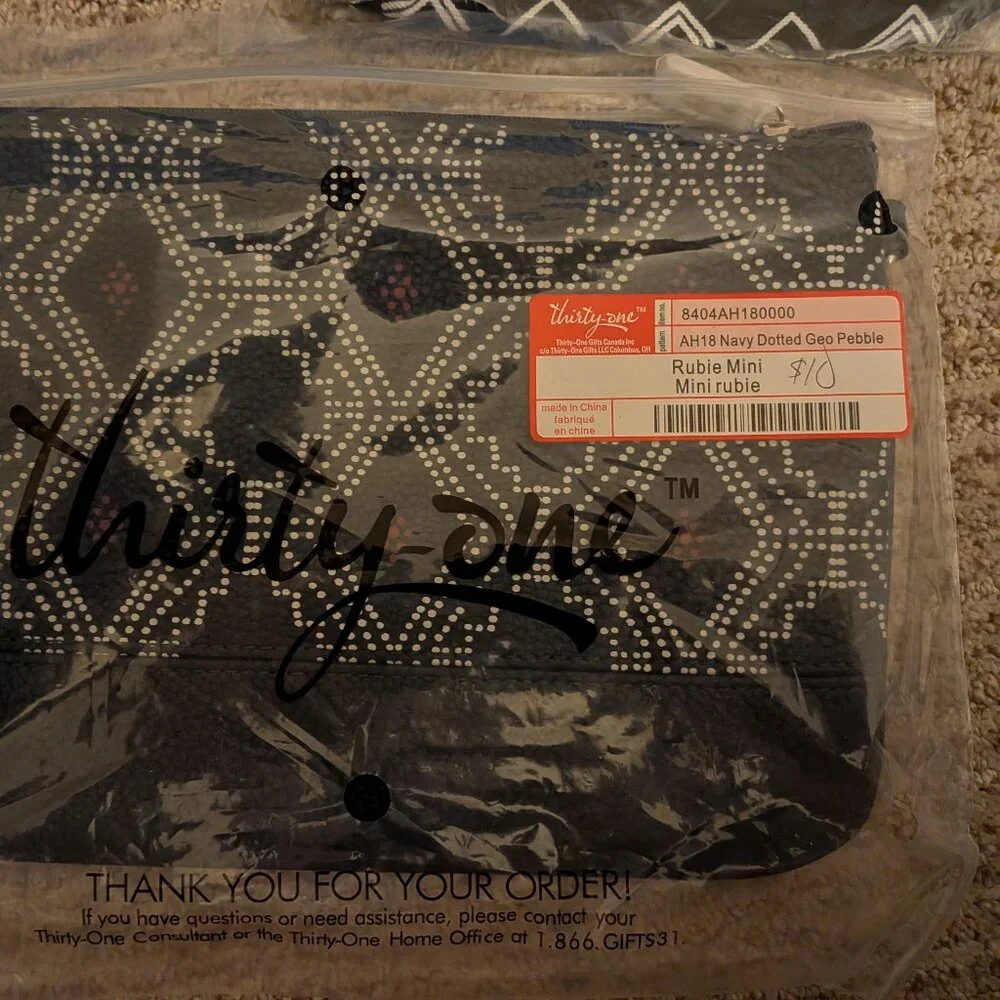Thirtyone Ruby Mini - Picture 1 of 1